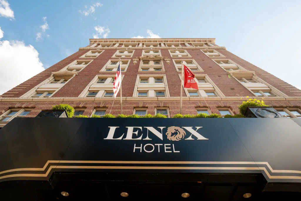 Boston Harbor Lobster Experience (The Lenox Hotel), Boston