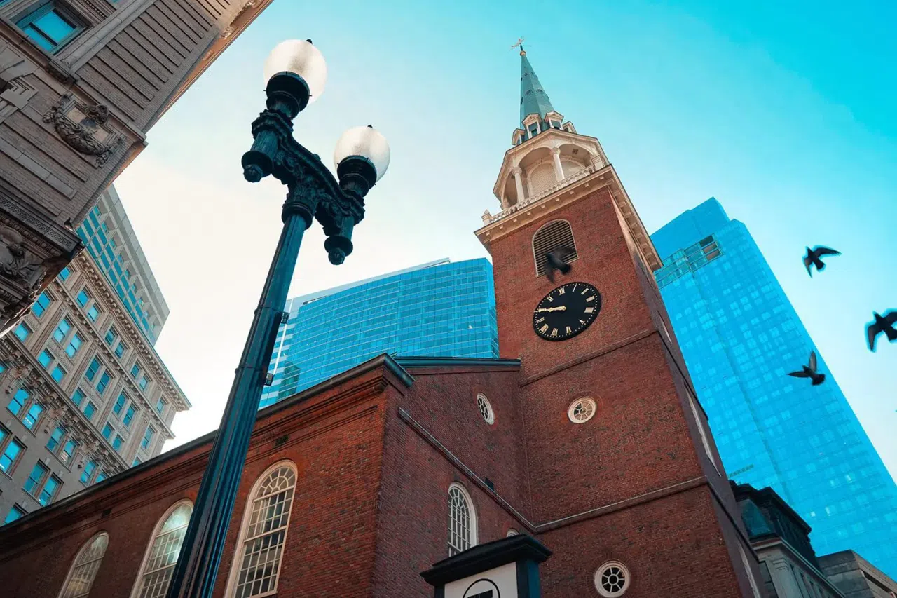 L'Old State House de Boston et le port en septembre 2026