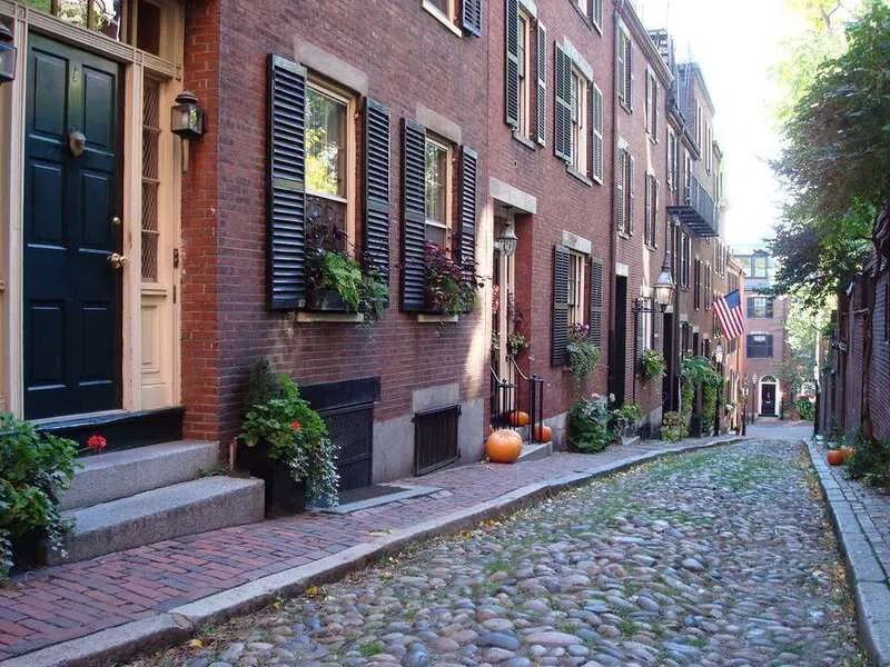 Boston By Foot, Boston