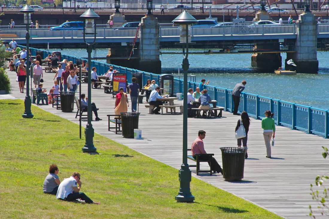 Boston Harborwalk, Boston