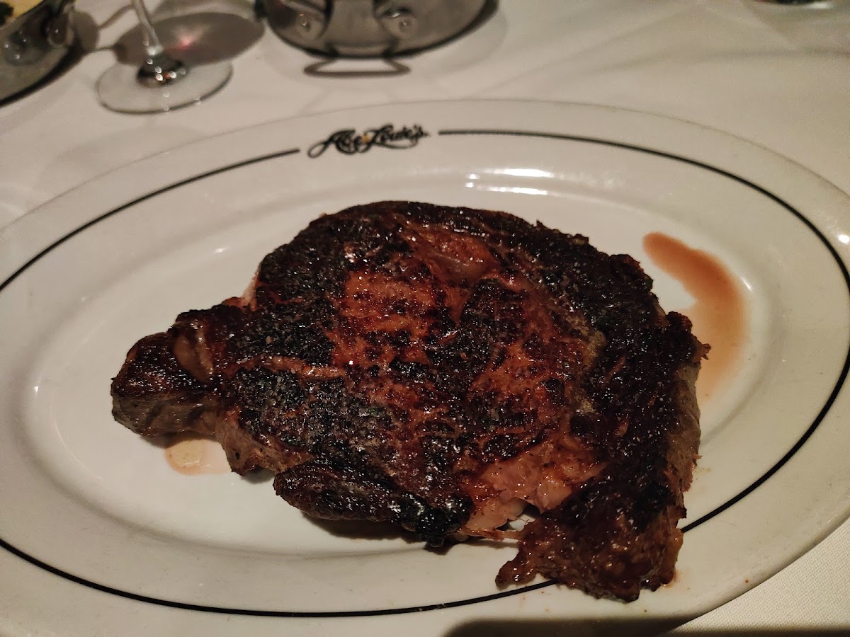 Abe & Louie's — photo 3