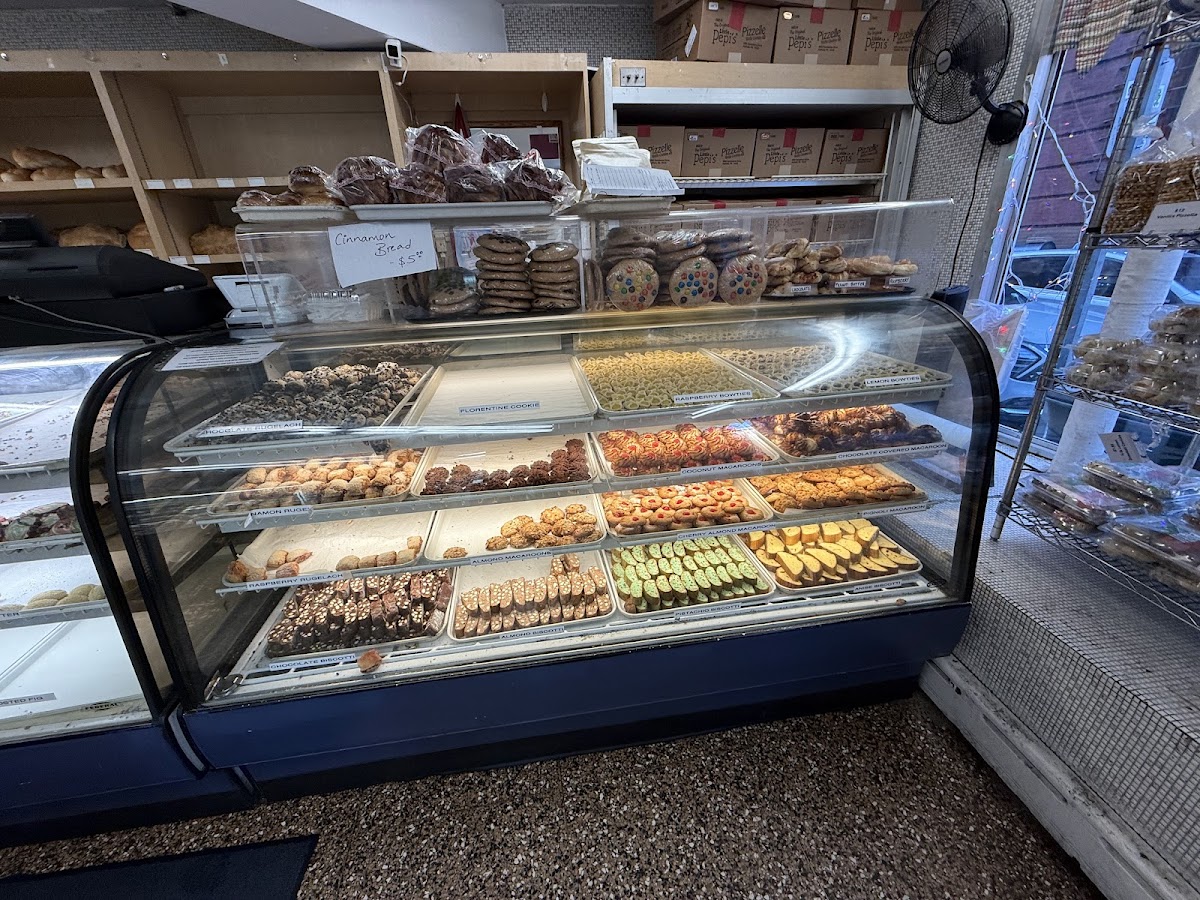 Bova's Bakery, Boston