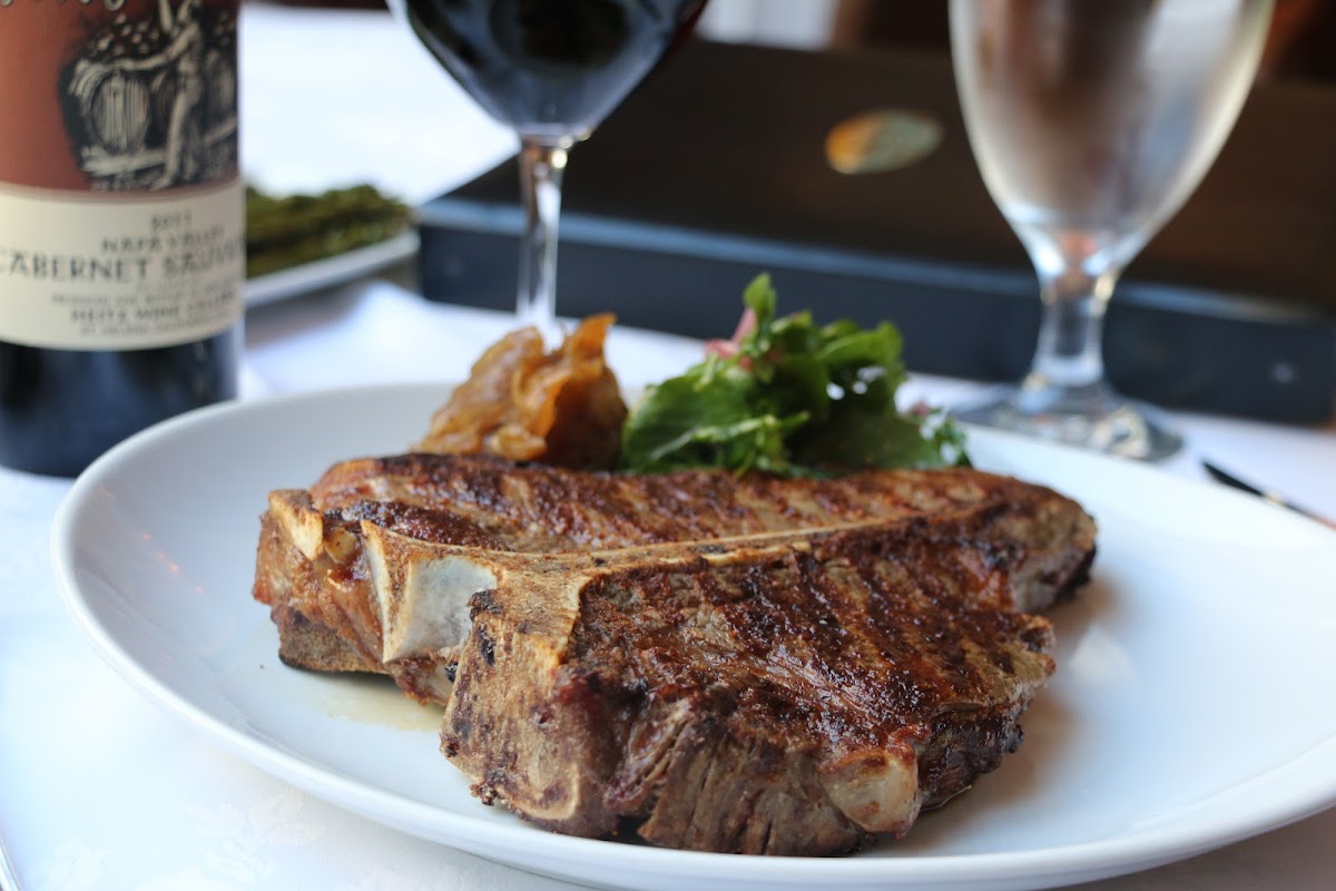 Grill 23 & Bar — photo 2