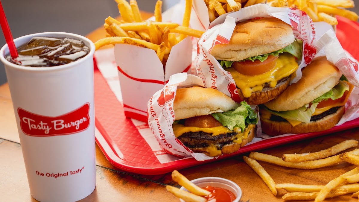 Tasty Burger, Boston