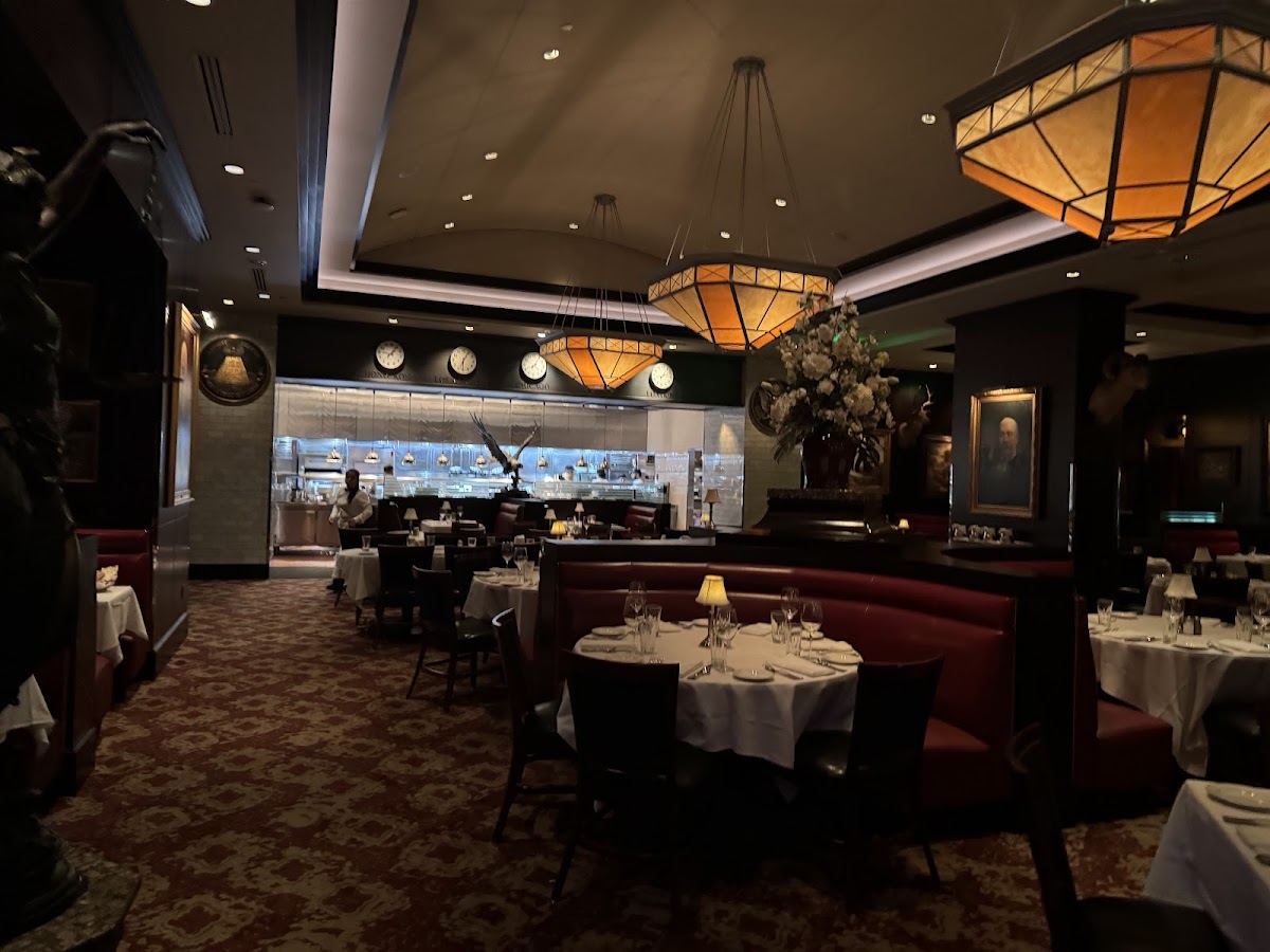 The Capital Grille — photo 4