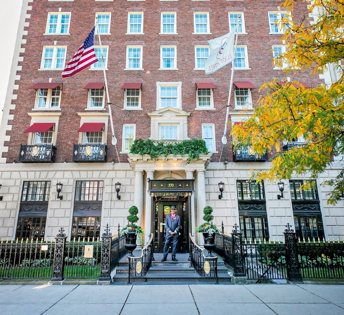 The Eliot Hotel — photo 4