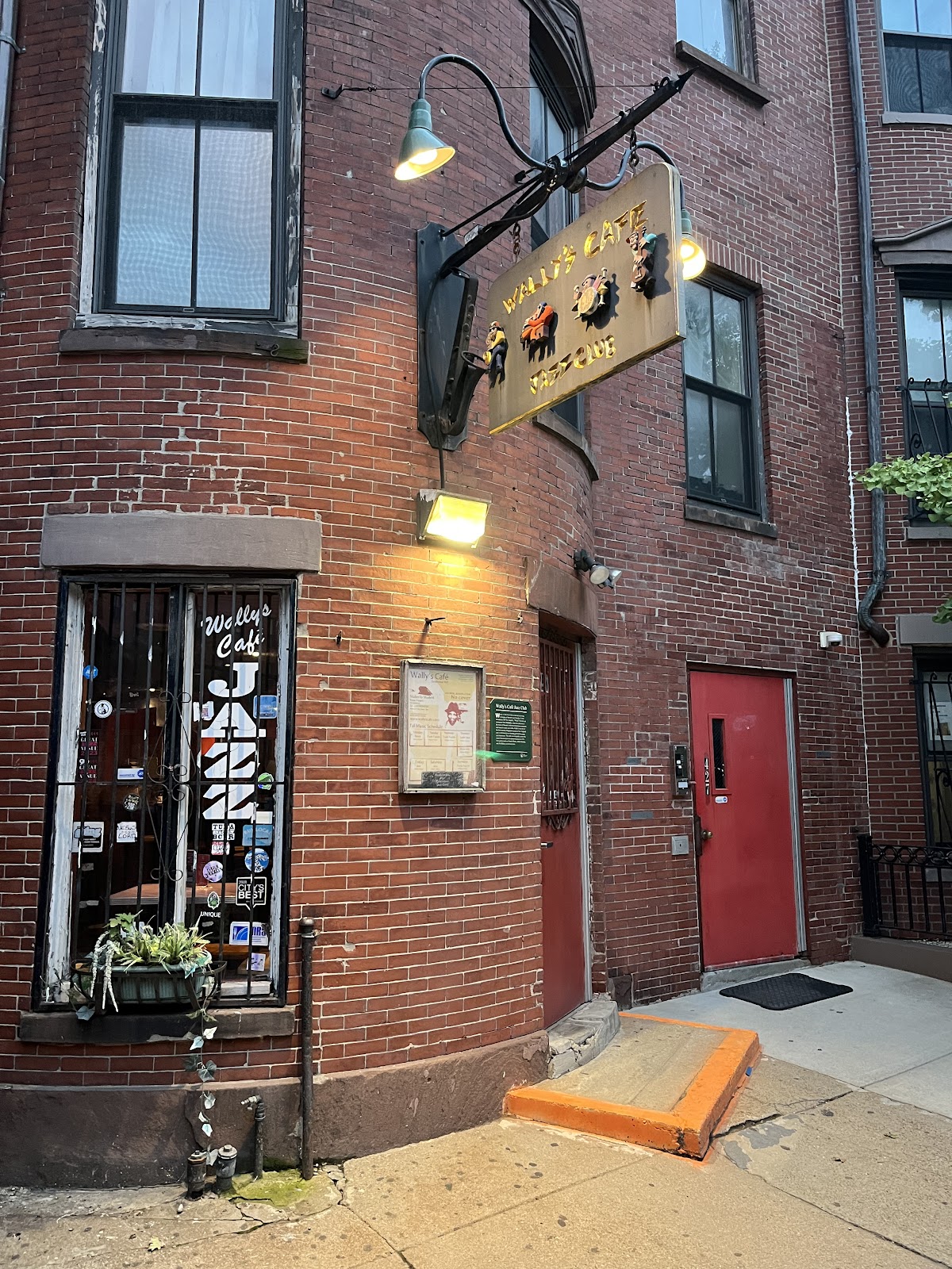 Wally's Cafe Jazz Club — photo 2